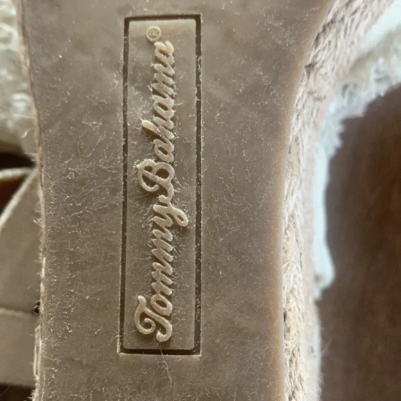 Tommy Bahama Cream Espadrille Sandals Size 7.5. Worn twice - Picture 5 of 6